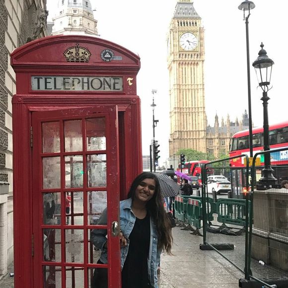 Meet your Posher, MJ - Picture 1 of 1